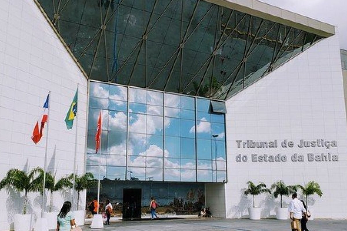 Servidores do TJ-BA encerram greve após proposta de acordo do Tribunal