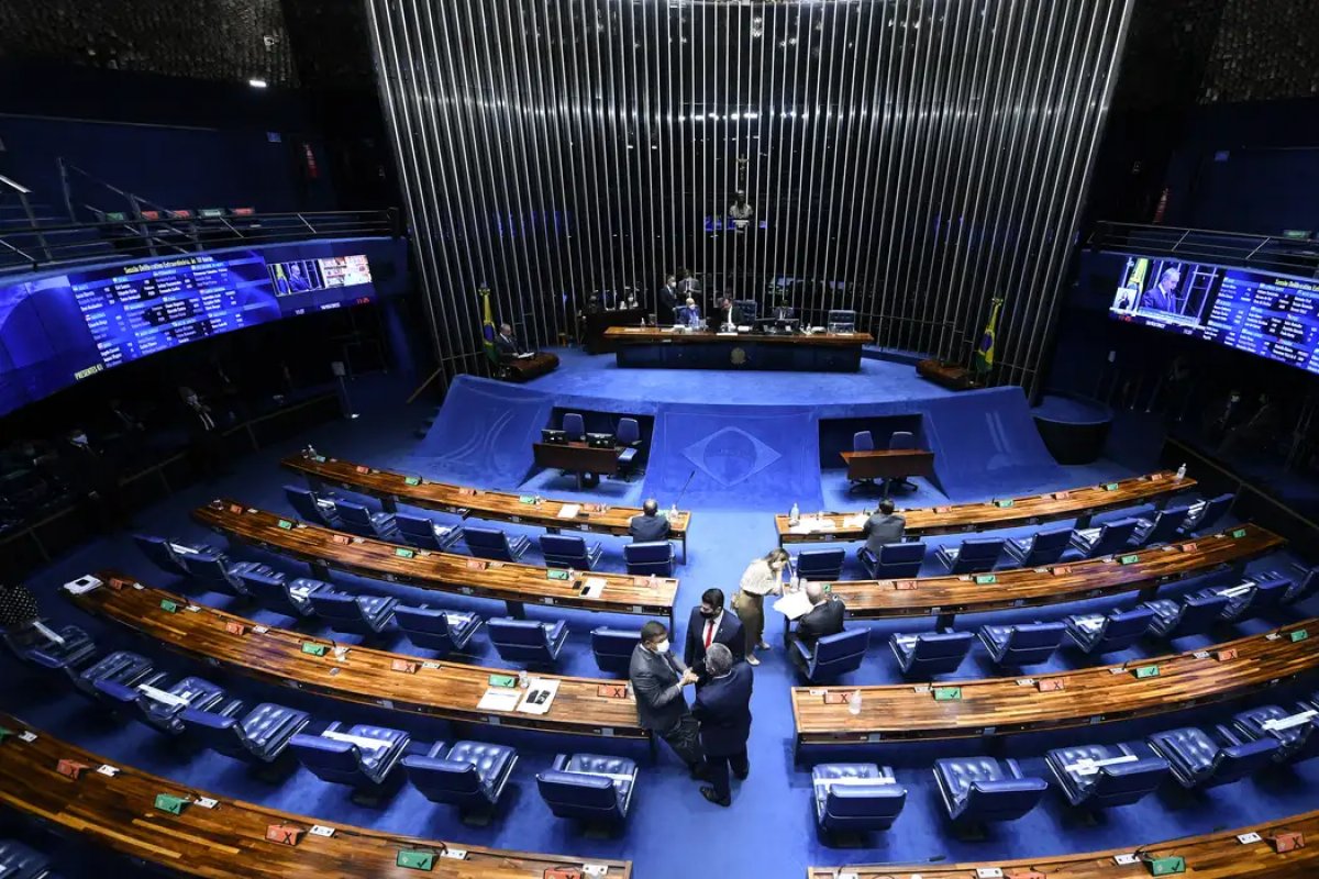 Senado aprova aumento do número de deputados de 513 para 531