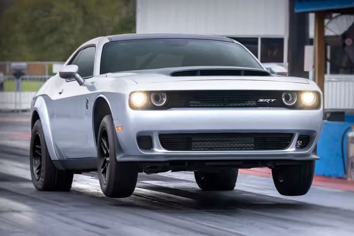 Stellantis anuncia a volta da divisão SRT com novos produtos e divisão de performance