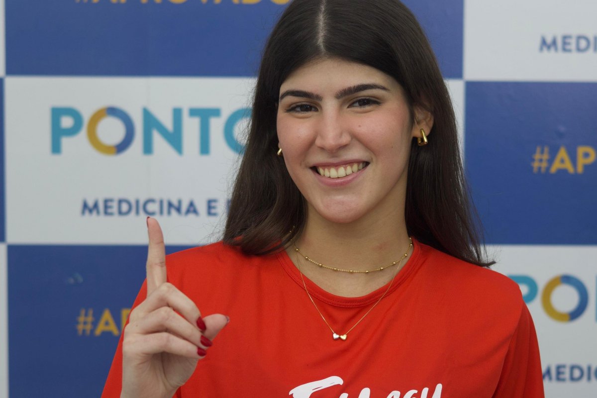 Aluna do Colégio Anchieta Salvador conquista 1º lugar na Bahiana de Medicina!