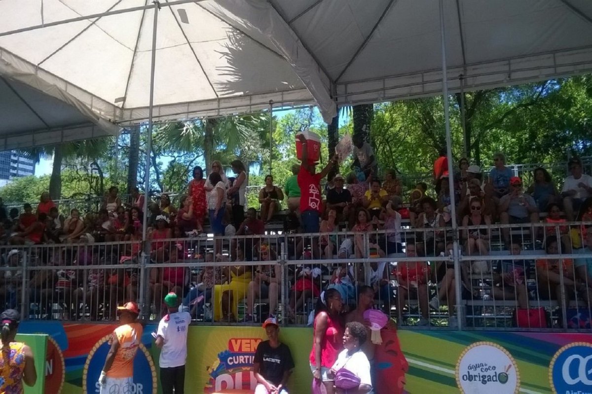 Começam as vendas de ingressos para arquibancadas do carnaval de Salvador