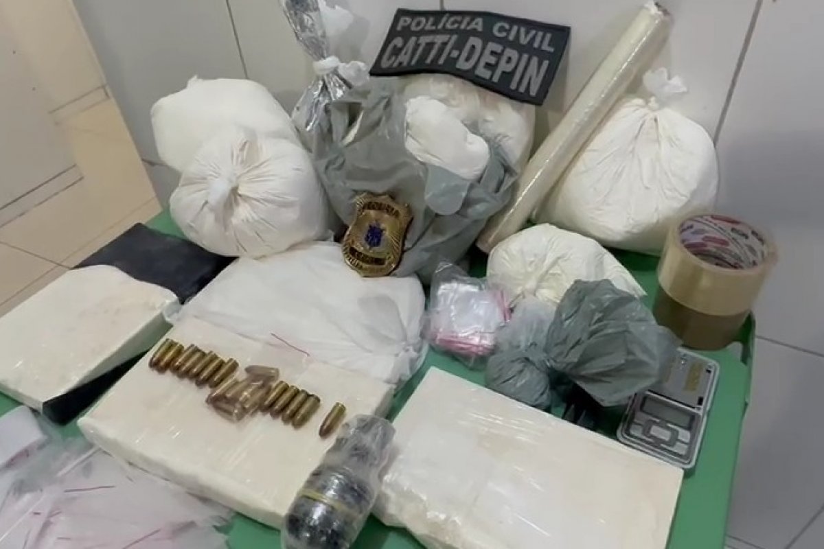 Integrantes de grupo criminoso são presos com drogas, munições e granada em Petrolina 