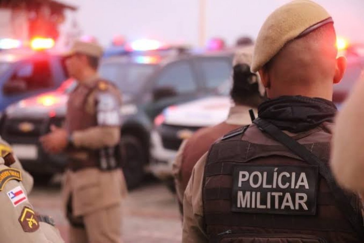 Mulher trans é encontrada morta com marcas de tiros e mãos amarradas em Salvador