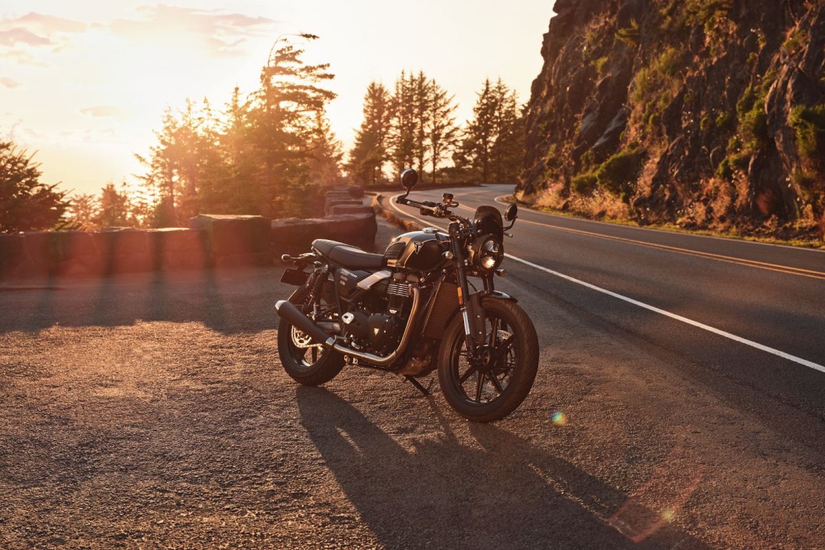 Triumph Speed Twin 900 chega ao Brasil em nova geração 