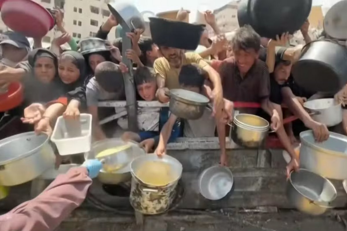 Israel anuncia entrada gradual de mercadorias em Gaza por meio de comerciantes locais