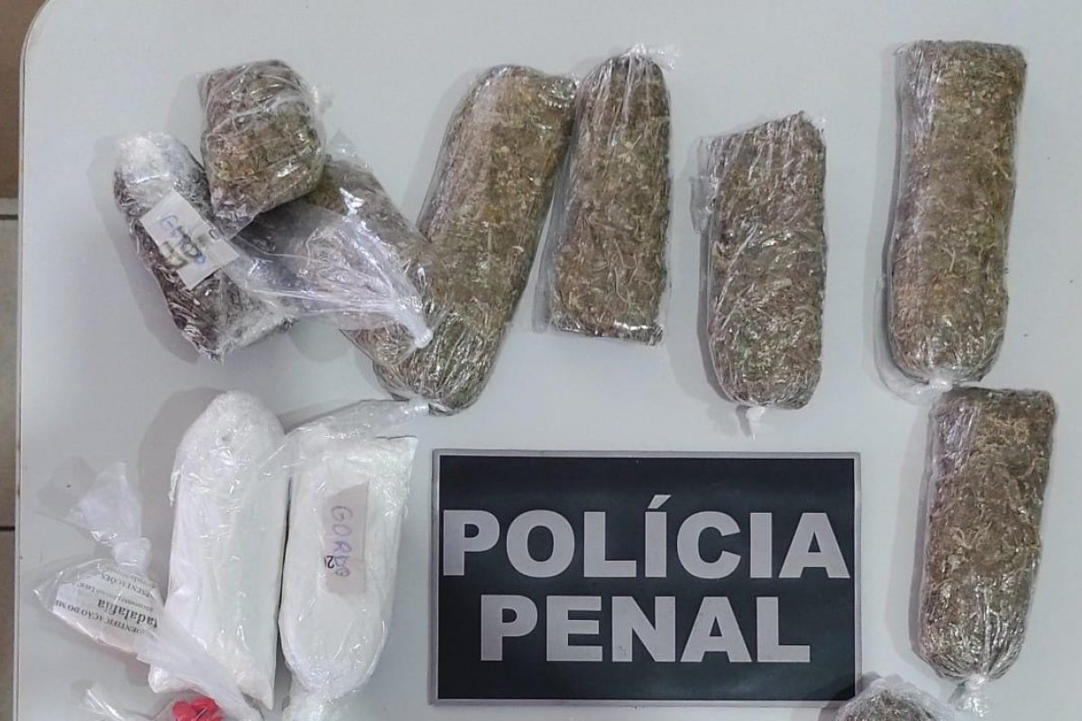 Polícia Penal impede entrada de material ilícito na Cadeia Pública de Salvador
