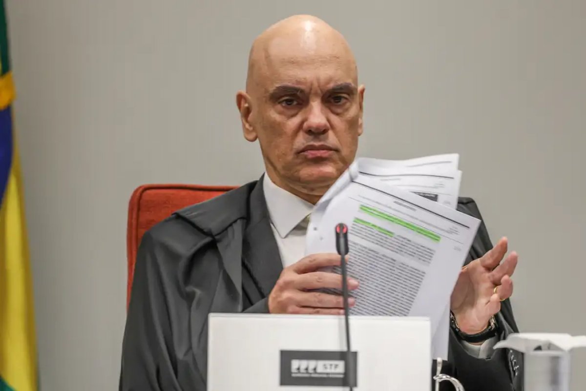Senado e Moraes selam acordo para tirar tornozeleira de Marcos do Val, diz coluna