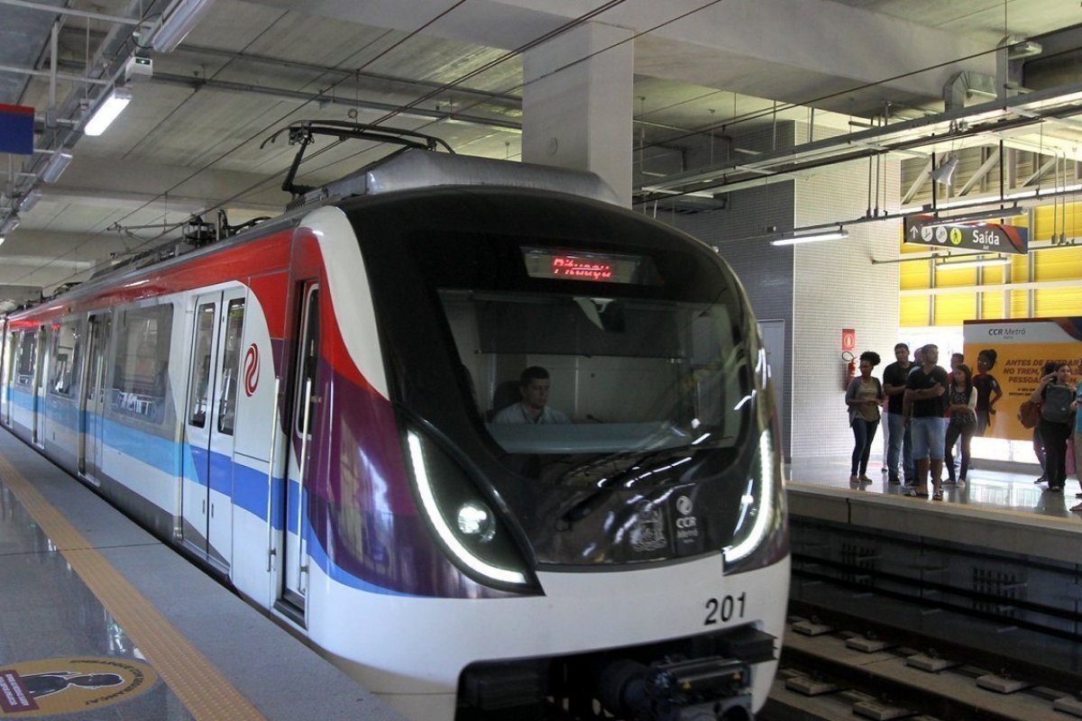 Homem é preso por importunação sexual em metrô de Salvador  