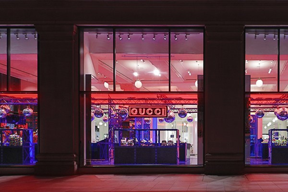 Gucci comemoramos os anos 70 em nova pop-up store