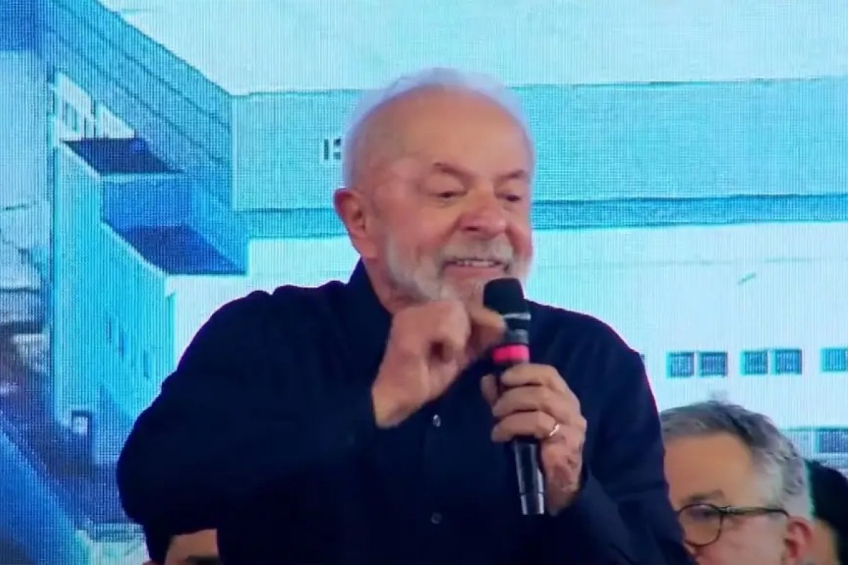 Lula minimiza cancelamento de visto de secretário e critica sanções dos EUA: “O mundo é muito grande”