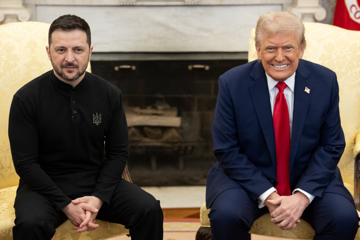 Trump anuncia possível encontro com Putin e Zelensky durante reunião sobre guerra na Ucrânia