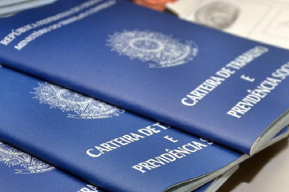 SineBahia oferece vagas de emprego nesta terça-feira (19)