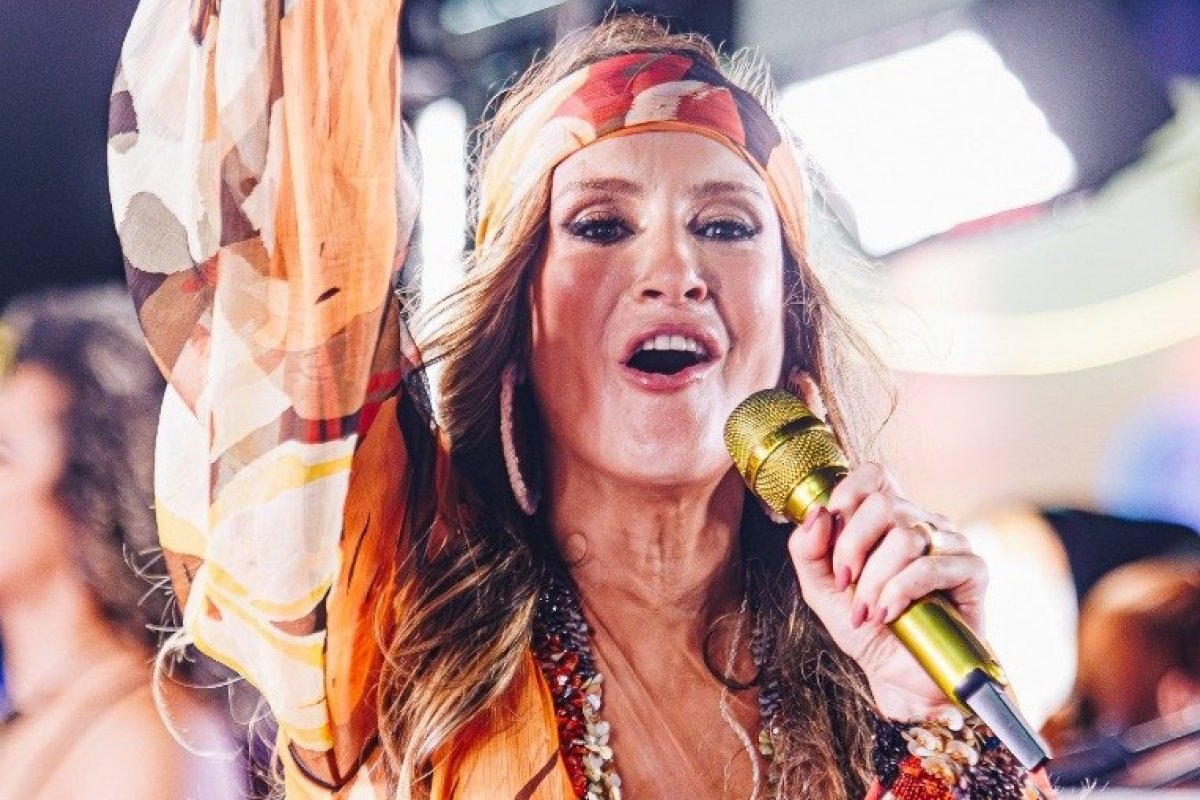 Claudia Leitte é a primeira atração confirmada no Carnatal 2025!