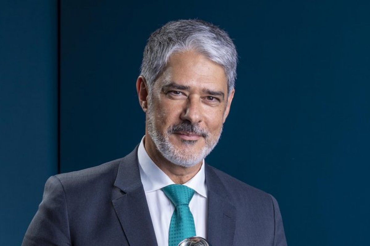 William Bonner sai do Jornal Nacional e Cesar Tralli assume!