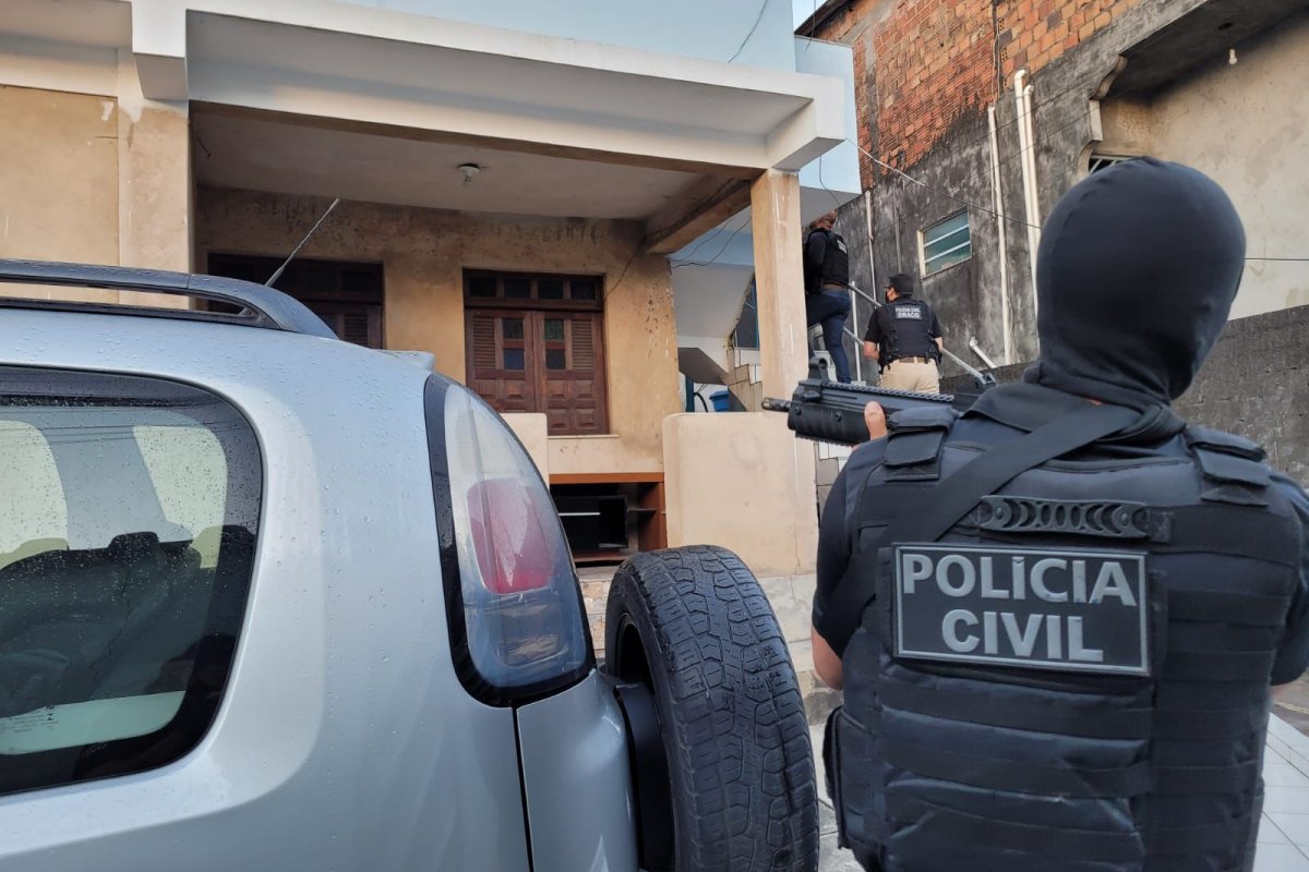 Operação Cova Rasa prende homem sob suspeita de tráfico de drogas e homicídio