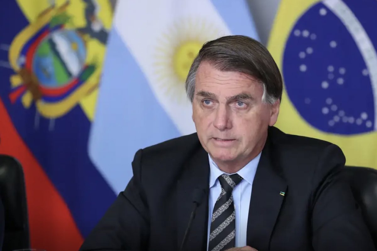 Julgamento de Bolsonaro no STF terá sessões adicionais em setembro