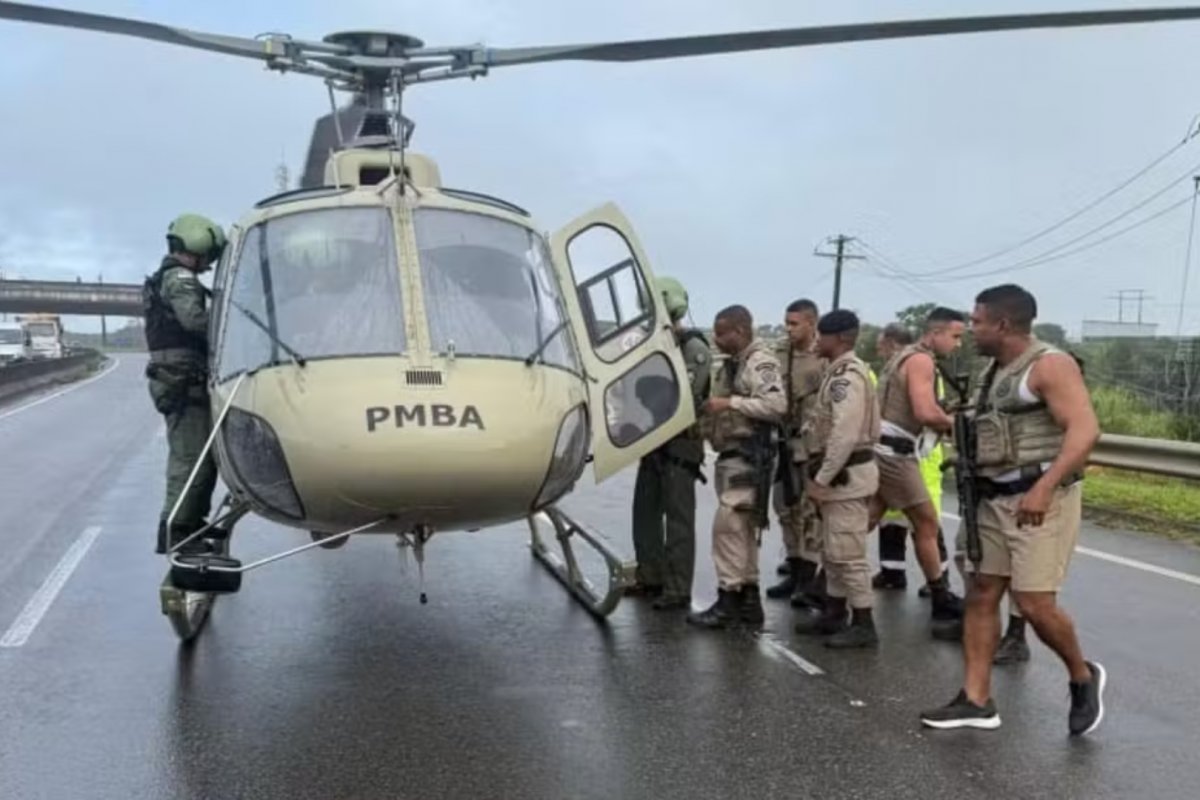 Helicóptero do Graer resgata PM e idoso baleados após tentativa de assalto na RMS