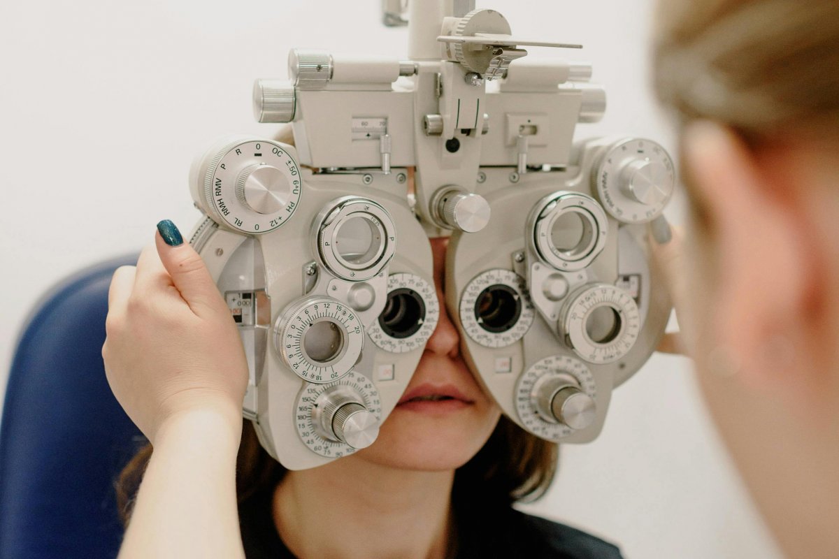 No futuro, Alzheimer poderá ser diagnosticado a partir de exames de vista de rotina, indica estudo