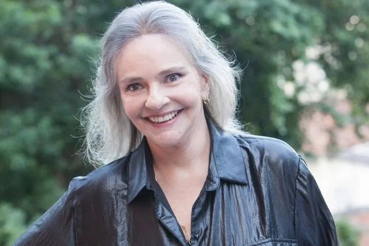 Morre Angela Ro Ro aos 75 anos