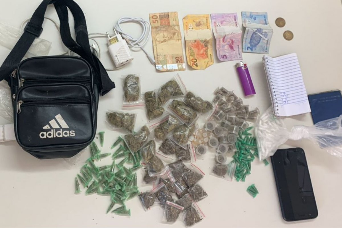 Suspeito de tráfico é preso pela PM em São Cristóvão 