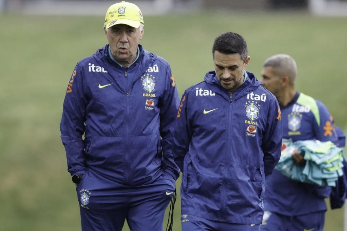 Brasil encerra preparação para duelo contra Bolívia; equipe deve ter até oito mudanças no time titular 