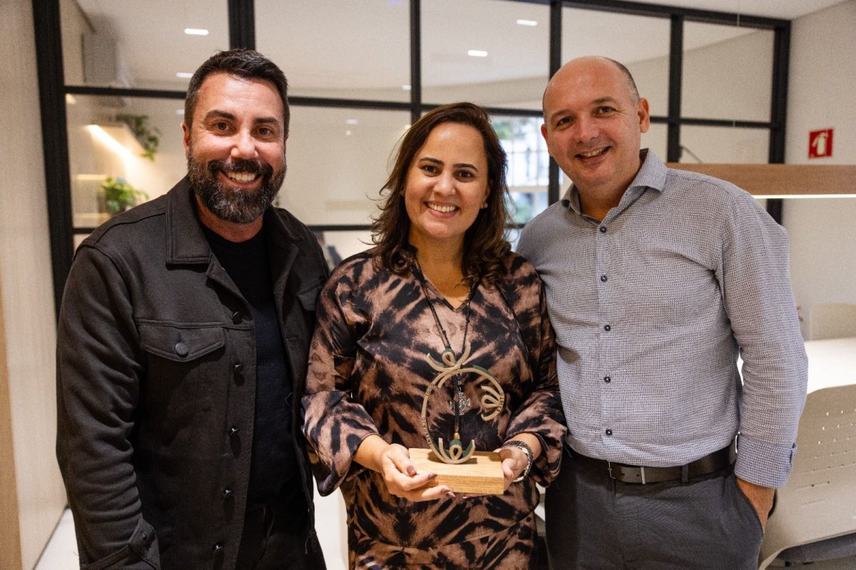 Referência no mercado de luxo, Carlos Ferreirinha escolhe OFFICINA para renovar a Casa MCF, em São Paulo!