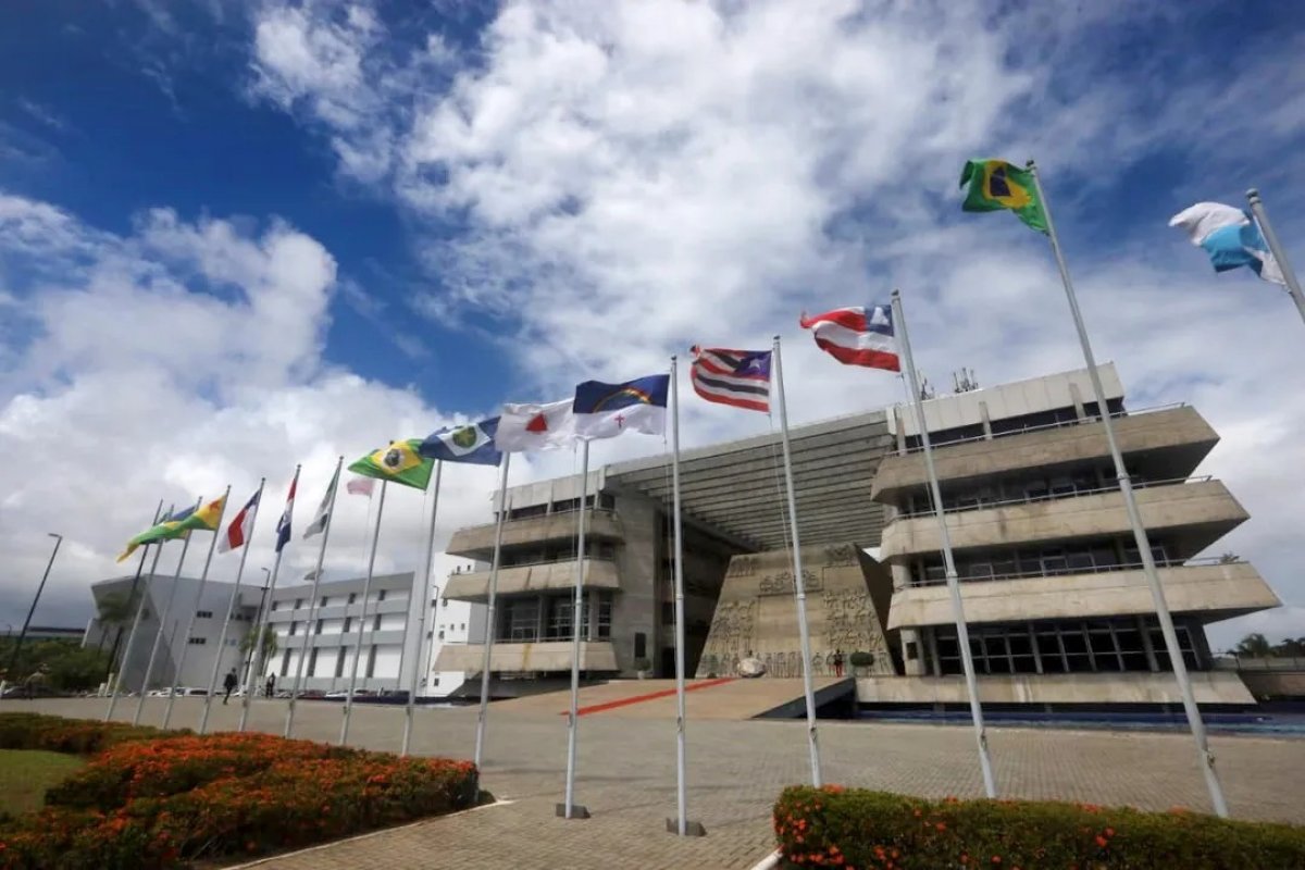 Governo da Bahia retira dois projetos de lei da Alba para ajustes técnicos