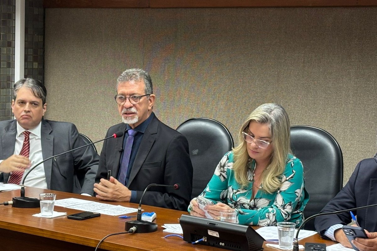 Ponte Salvador-Itaparica: ‘Até 4 de junho de 2026, a obra tem que ter começado’, diz Florence