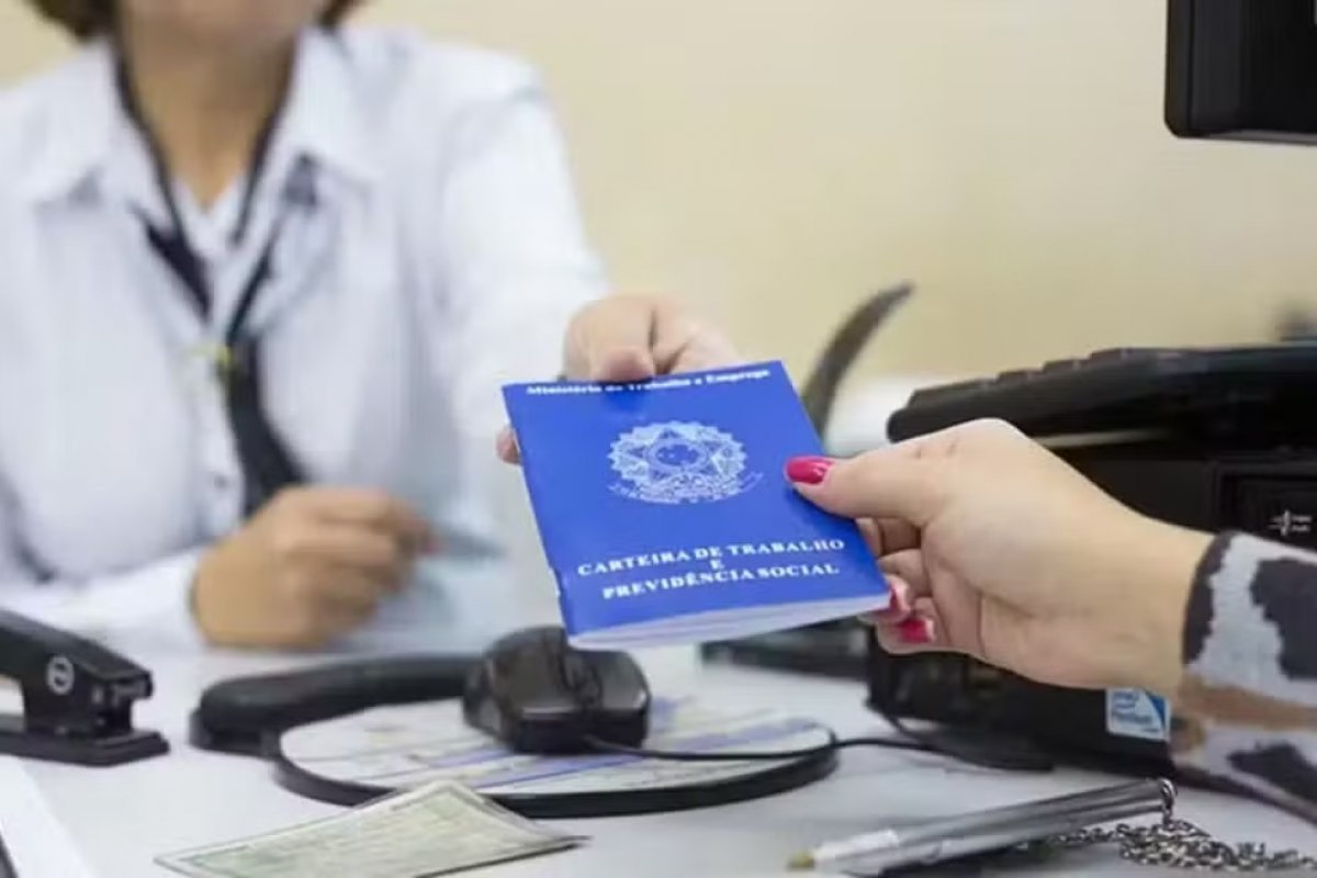Mutirão oferece 200 vagas de emprego em Feira de Santana; confira como participar 