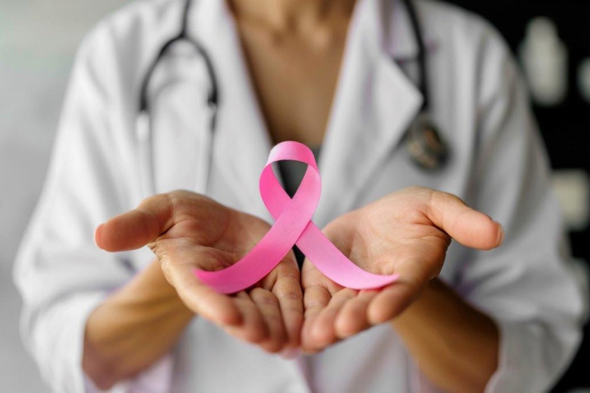 Outubro Rosa: Estilo de vida influencia mais o desenvolvimento do câncer de mama que fatores genéticos!
