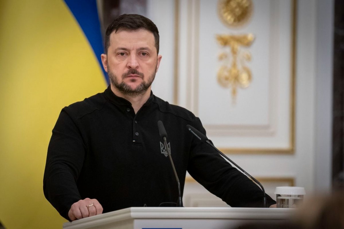 Zelenski diz que deixa o poder se a guerra com a Rússia acabar