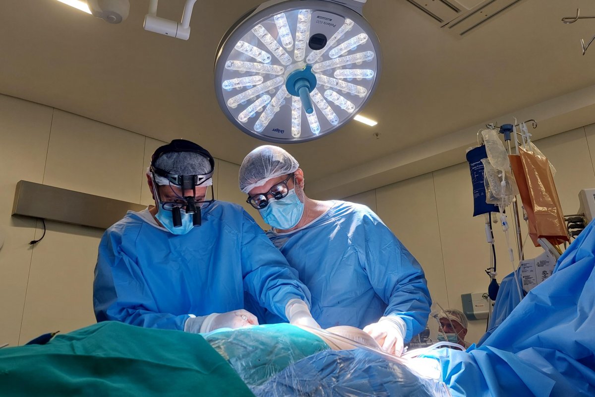 Salvador realiza a primeira cirurgia cardíaca robótica do Norte-Nordeste!