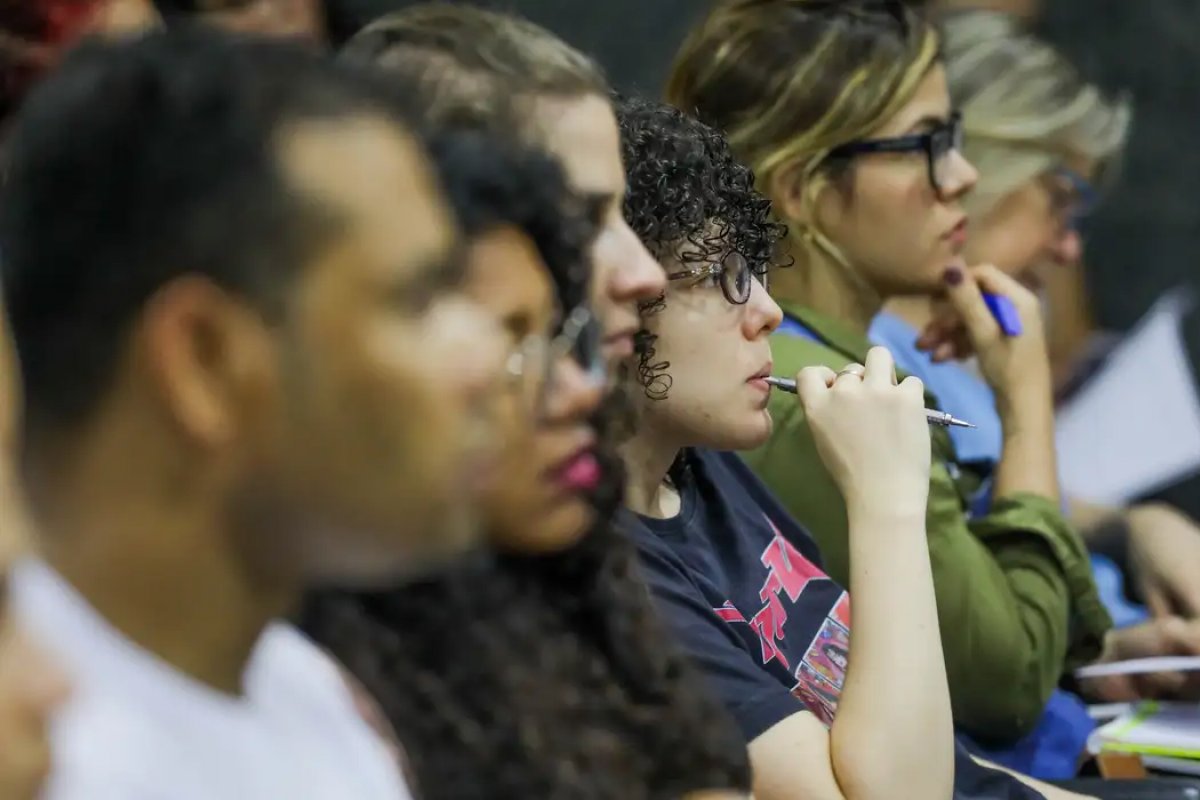 CNU reforça segurança com detectores de metal e ponto eletrônico