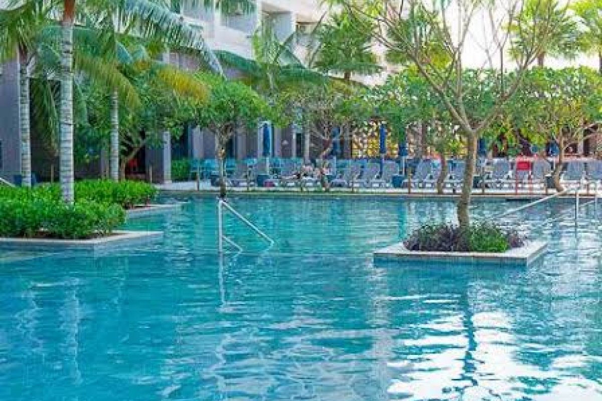 Hot Beach Parques & Resorts marca presença na ABAV Expo 2025 com três frentes estratégicas em destaque! 