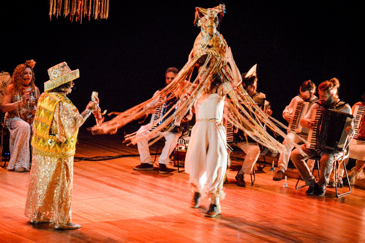 CAIXA Cultural Salvador recebe o espetáculo musical “Sertãozinho – o Nordeste para Crianças”!  