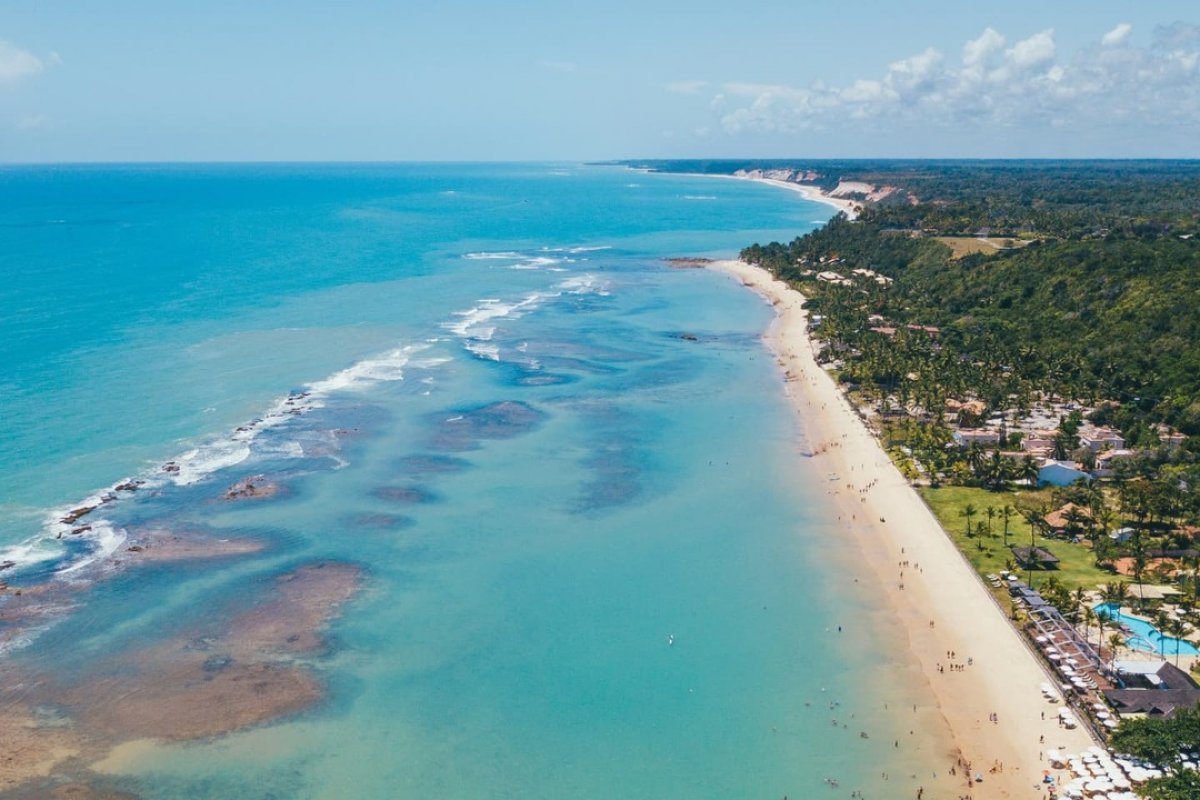 Arraial d’Ajuda ganha novo espaço de eventos com estreia na festa Coqueiral! 