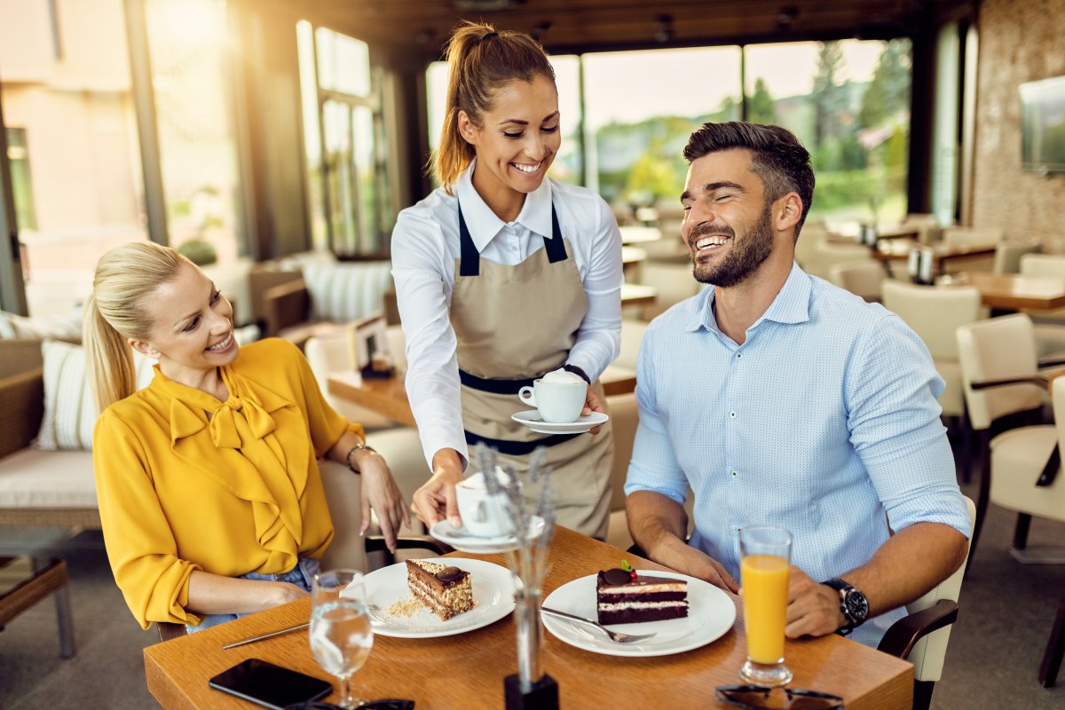 Setor de bares e restaurantes tem menor índice no vermelho em 5 anos!