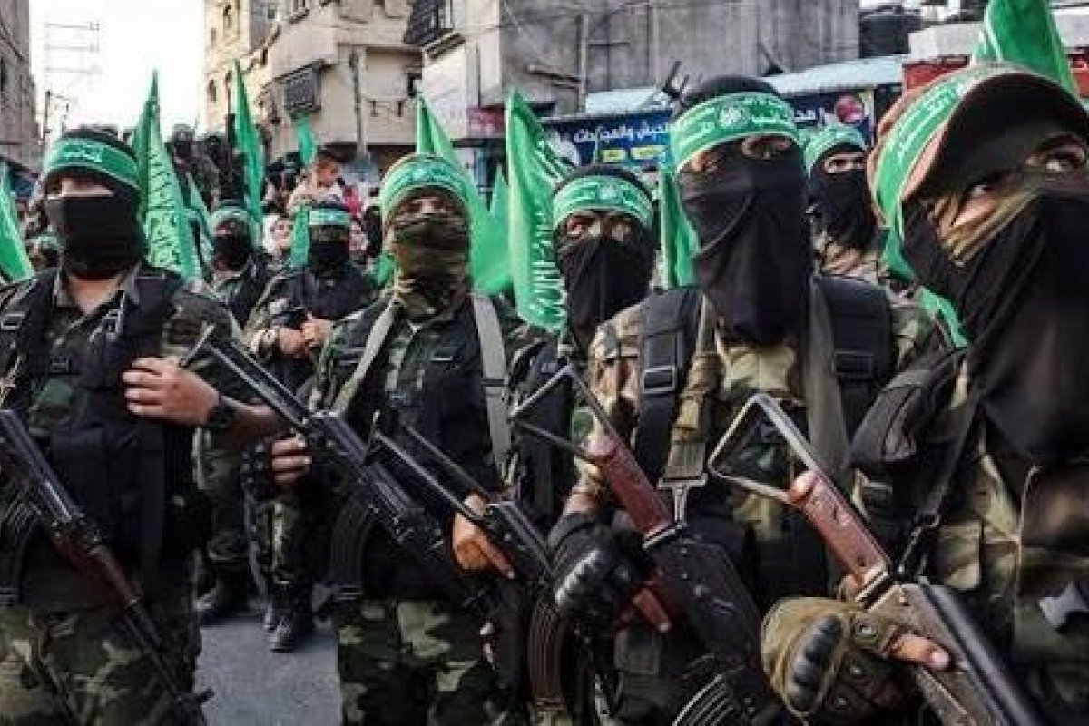Hamas devolve corpos de reféns de Israel através da Cruz Vermelha