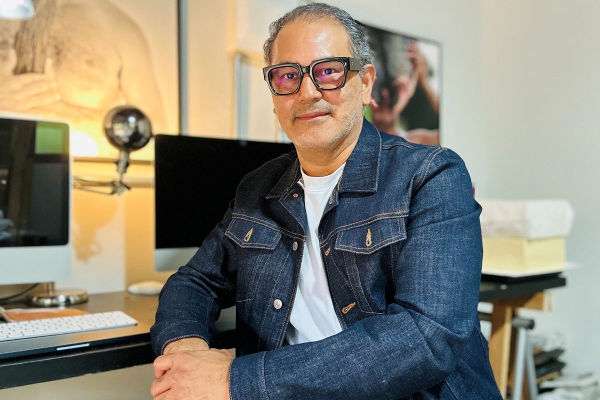 Primeira exposição individual de Jorge Feitosa em Paris leva ao público europeu reflexões sobre identidade amazônica, ética global e sustentabilidade!
