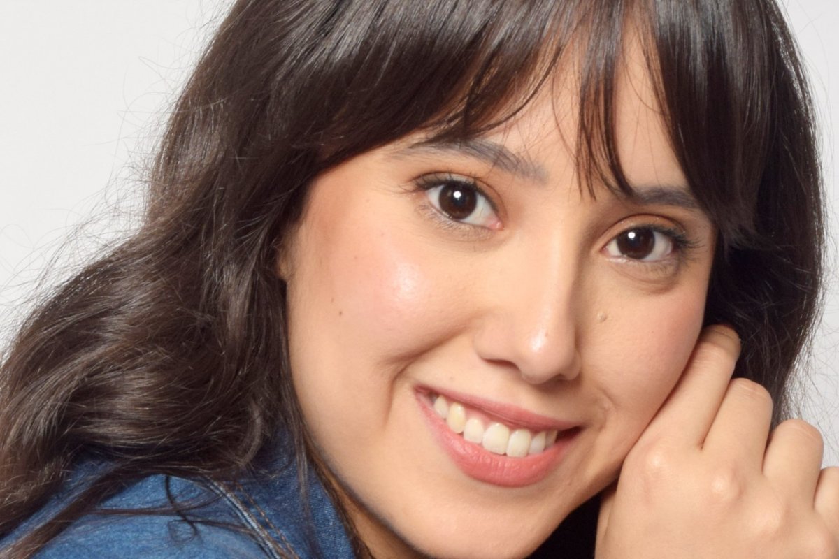 Atriz da novela "Dona de Mim", Amara Hartmann lança livro infantil!