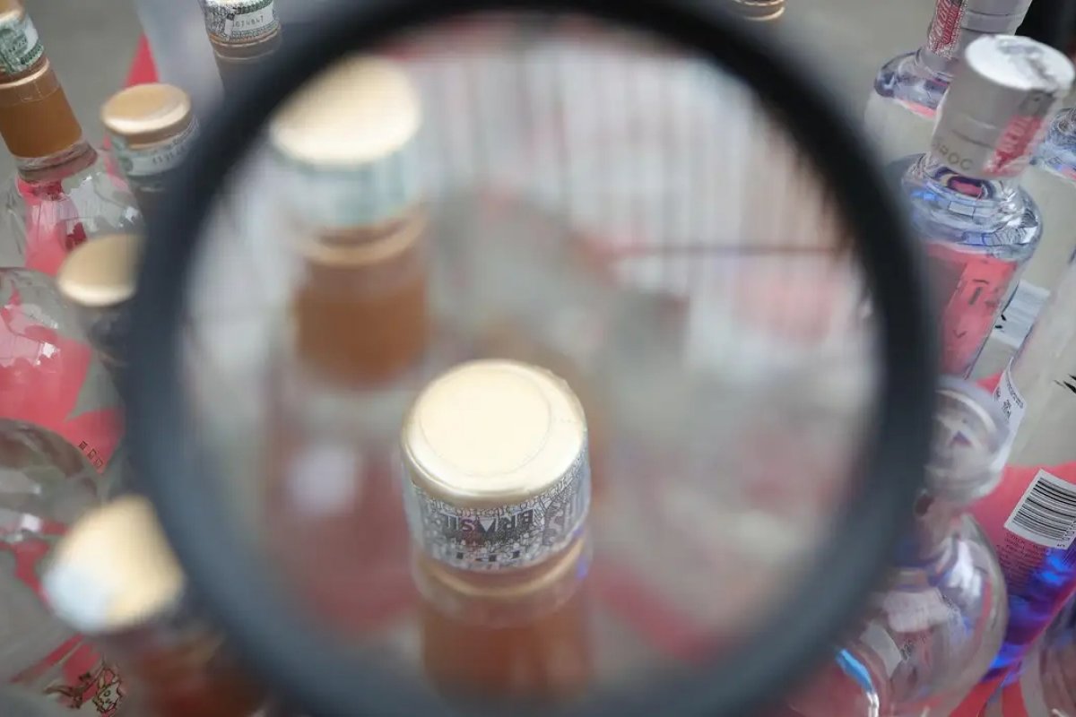 Brasil tem 47 casos de intoxicação por metanol; mortes chegam a nove
