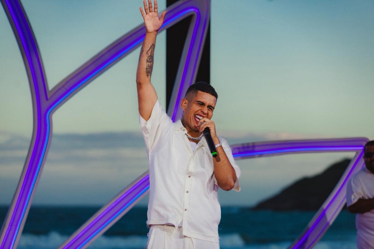 "Gaab no Entardecer": cantor reuniu Thiaguinho, Lauana Prado, Rodriguinho, MC Daniel, Thiago Brava e Israel Novaes na gravação do seu novo projeto! 