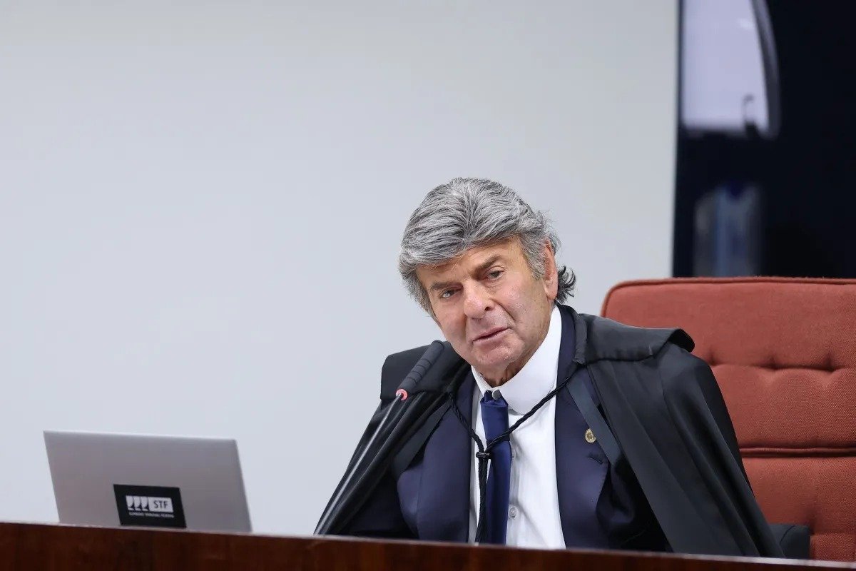 Apesar de pedir para sair da Primeira Turma do STF, Fux quer concluir julgamento de Bolsonaro 