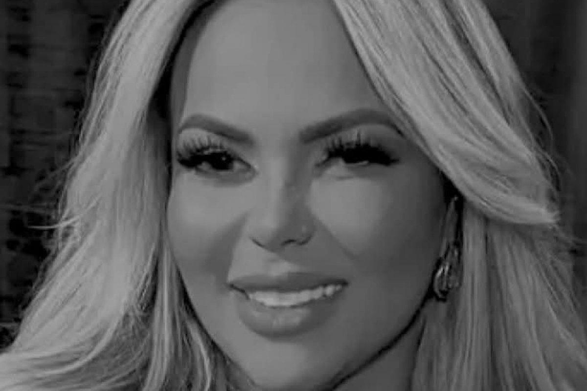 Cantora de 42 anos morre, vítima de um tipo raro de câncer!