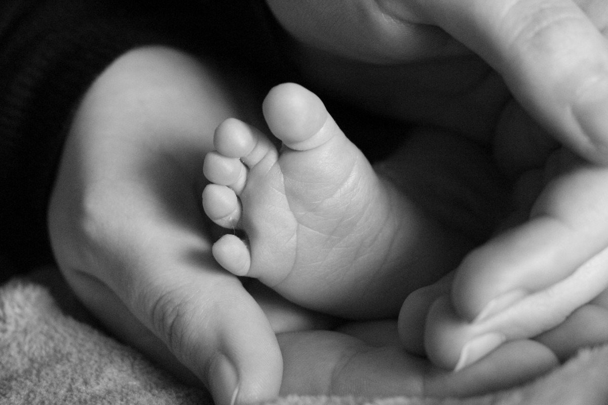 Pais recorrem à Justiça após cartório negar o registro de nome de filha em homenagem ao papa Leão XIV