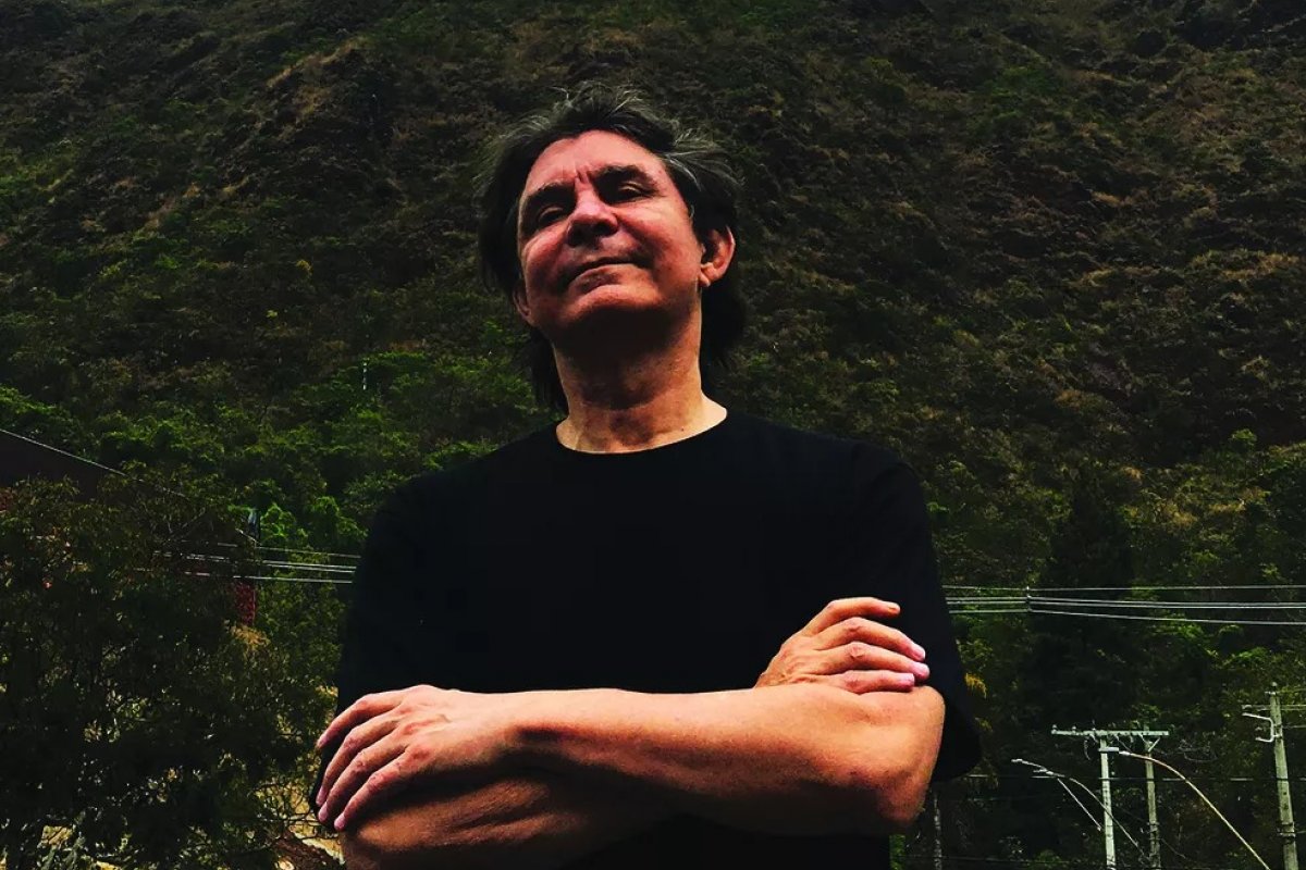 Corpo de Lô Borges é velado em Belo Horizonte 