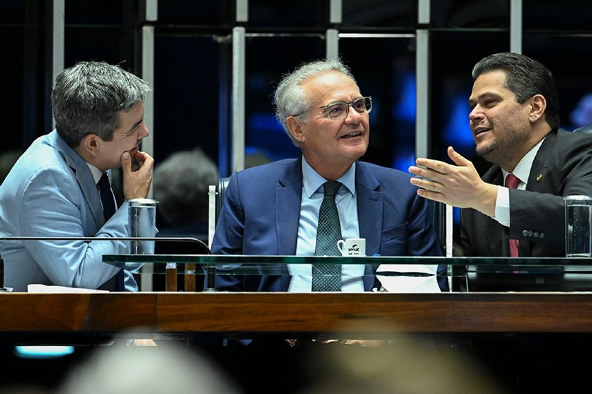Senado aprova por unanimidade a isenção do IR para quem ganha até R$ 5 mil por mês