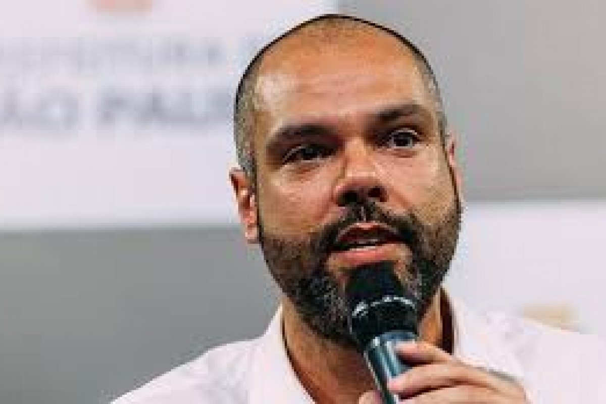  Covas inicia imunoterapia para tratar câncer