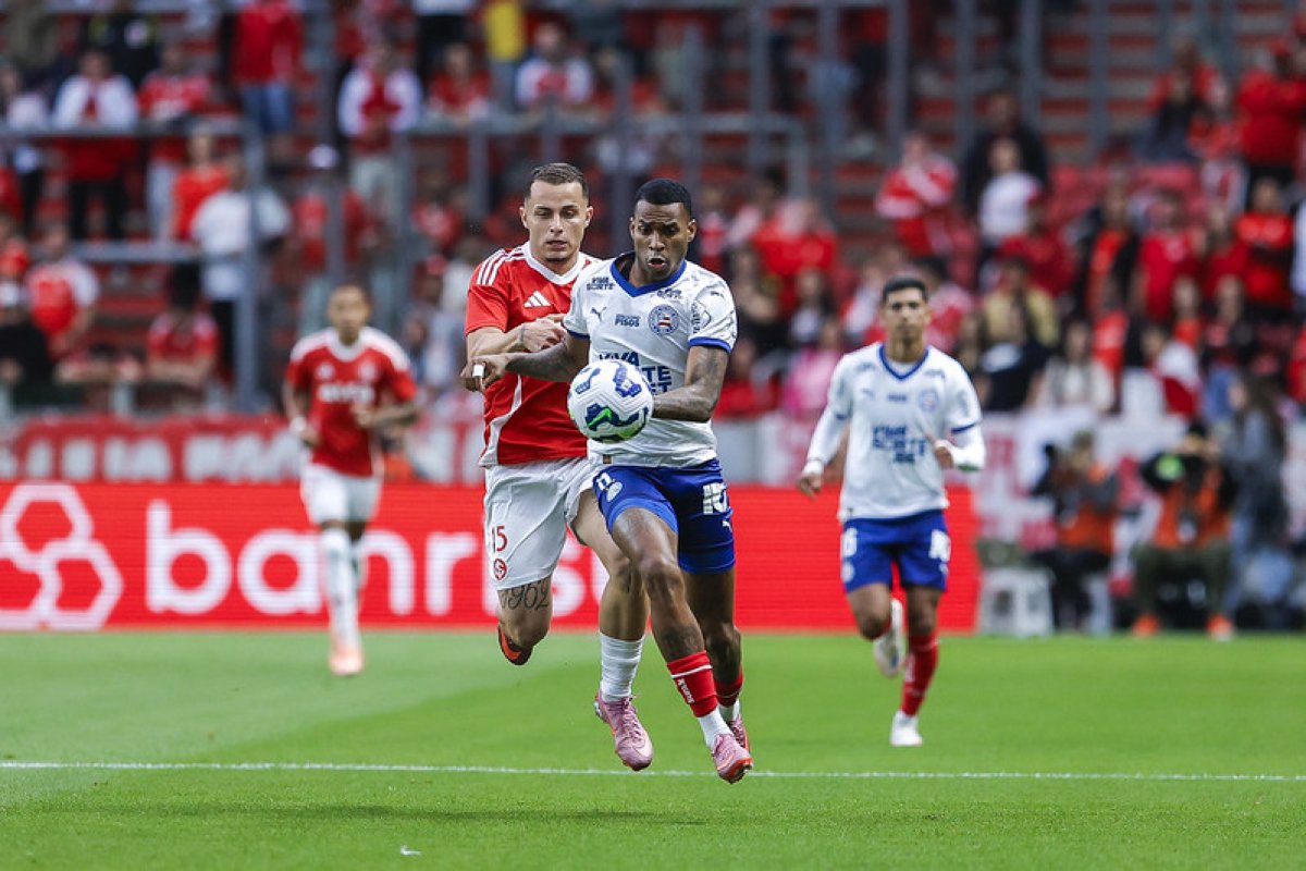 Vídeo: Bahia arranca empate com Internacional nos acréscimos em Porto Alegre; confira os gols do Tricolor