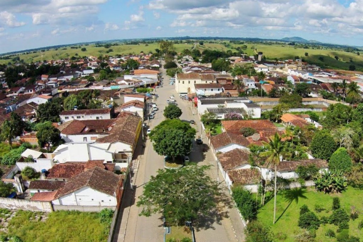Sapeaçu é o único município do Brasil a reprovar projeto que reduziria dívida previdenciária!